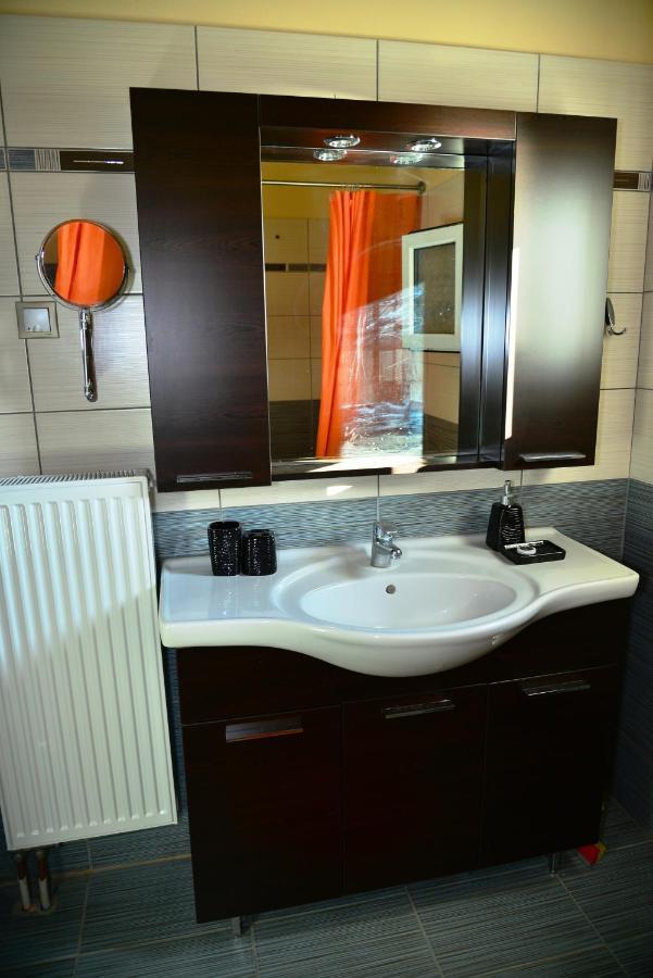 Sea View Luxury Apartment Platariá Eksteriør bilde